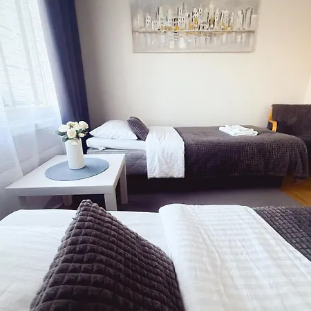 4-room In Center, Parking *