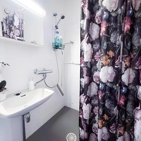 4-room In Center, Parking Lägenhet