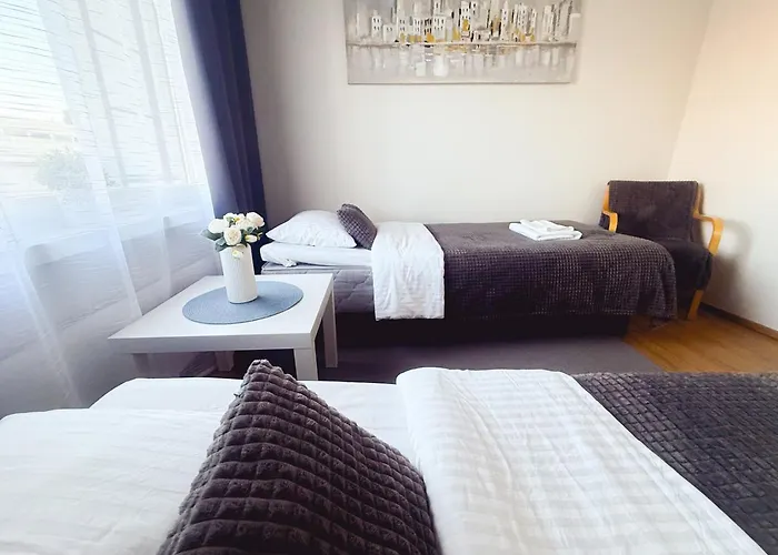 4-room In Center, Parking *